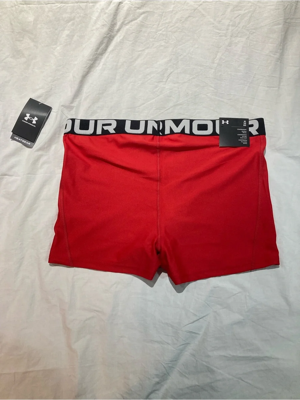 Under Armour Volleyball Shorts, Women’s size XL, NWT!
